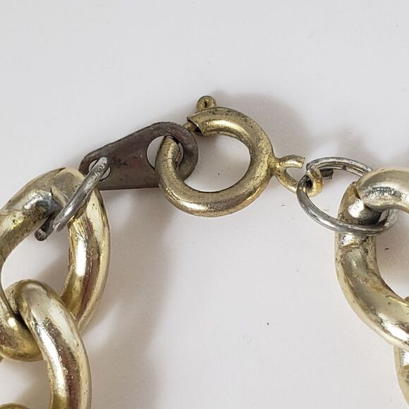 Valentine's Day Goldtone Large Link Necklace with Resin Hearts - Picture 4 of 5